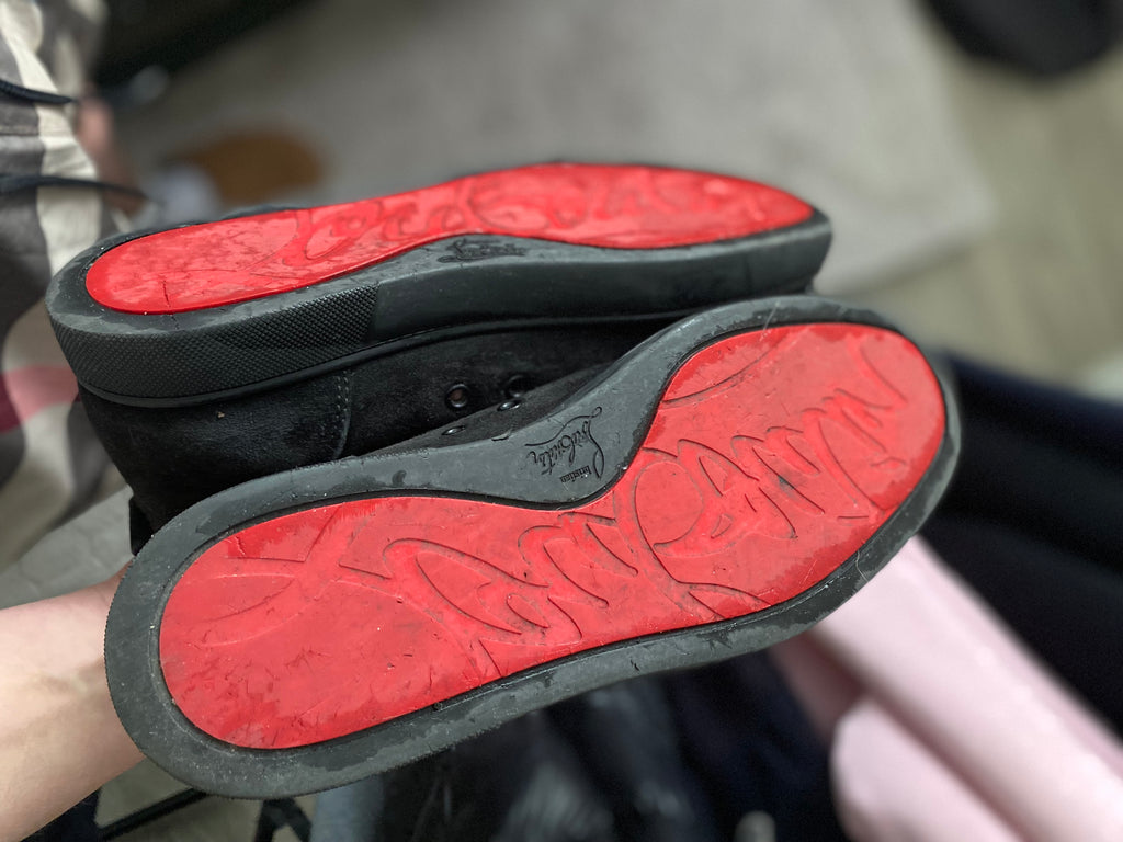 Christian louboutin junior spikes 42